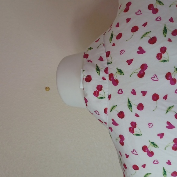 No Boundaries sleeveless button-down tie front cherry blouse nwot Junior's xl - Picture 6 of 8